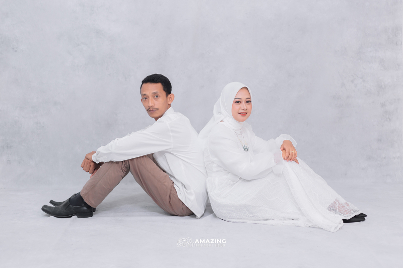 Prewedding Indoor Casual