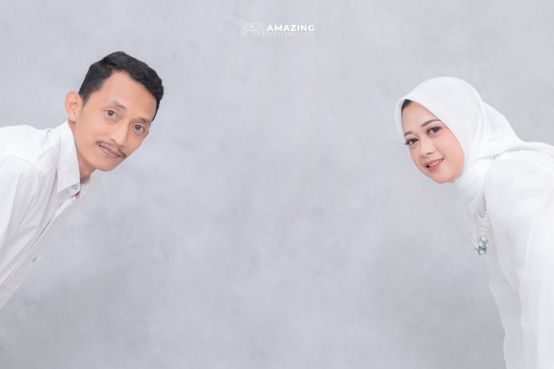 Prewedding Indoor Casual