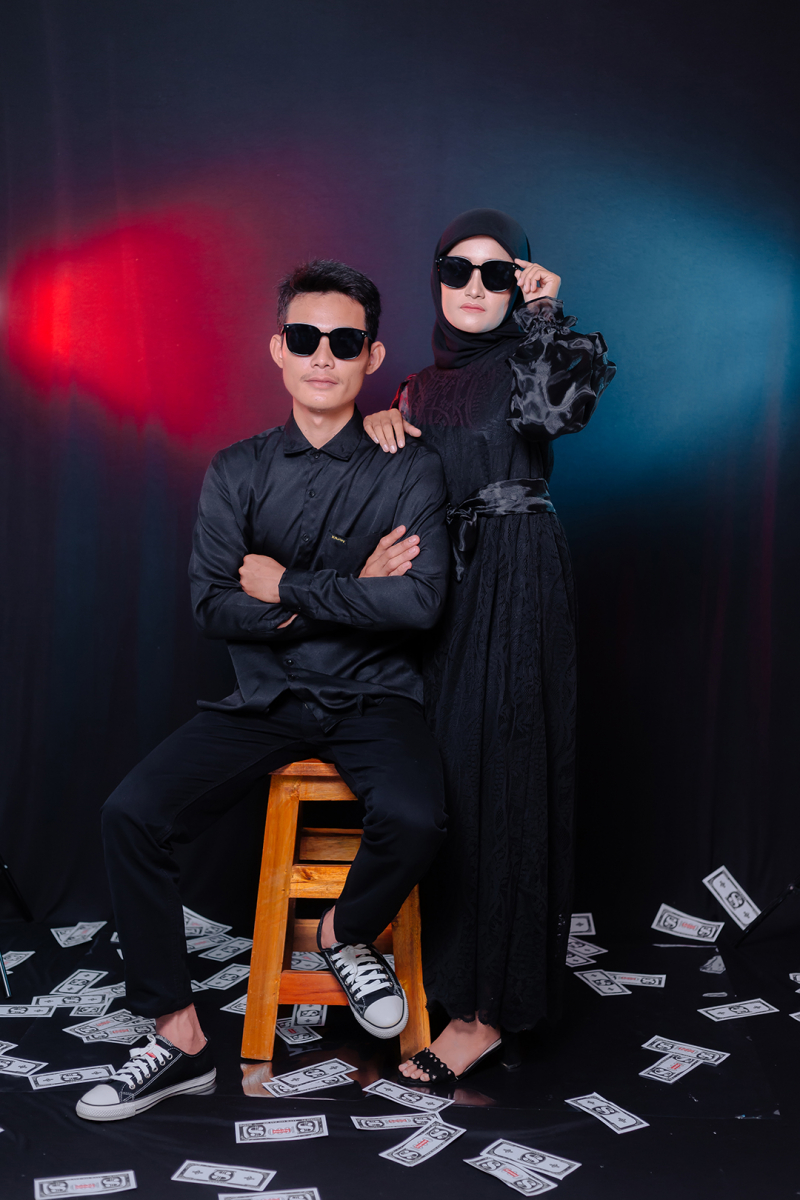 Prewedding Indoor Black