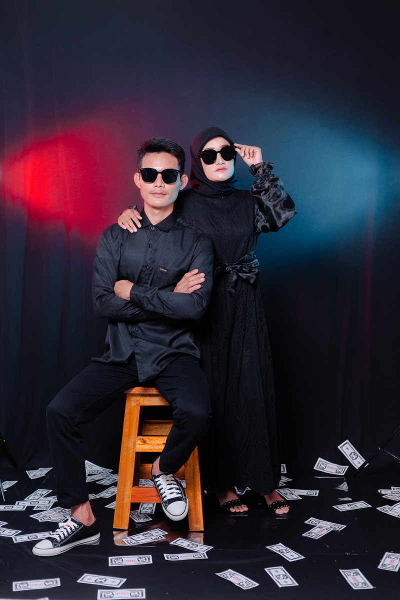 Prewedding Indoor Black